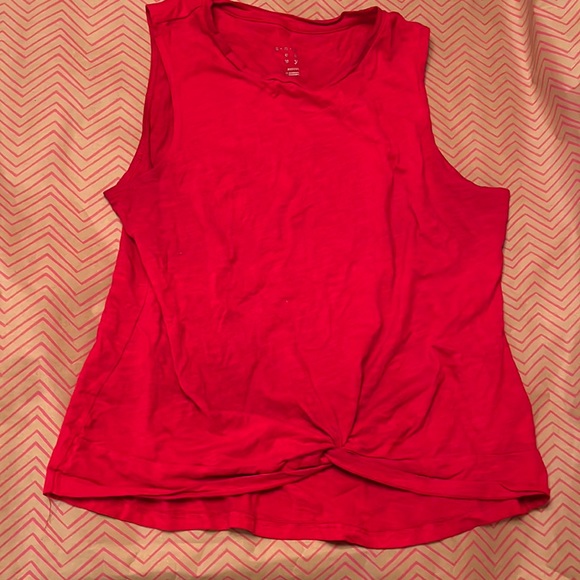 Tank - Picture 1 of 1